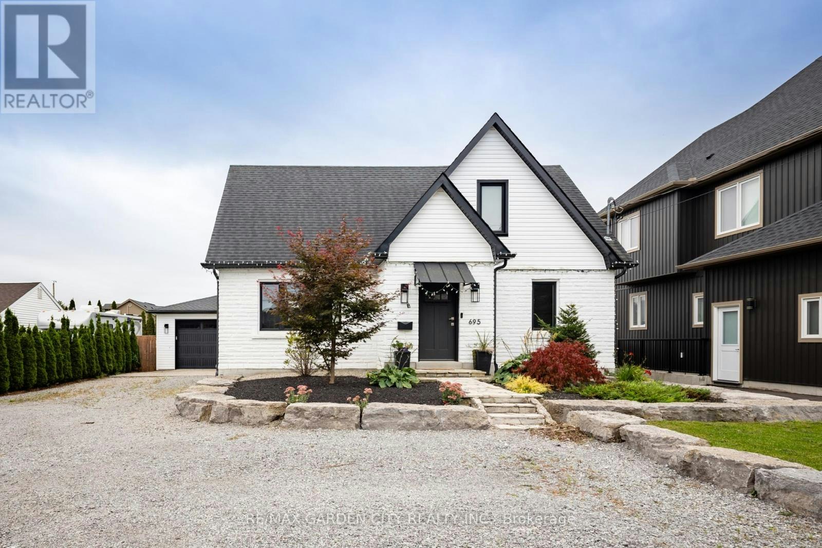 695 Quaker Road, Pelham, ON, L3C 3H3