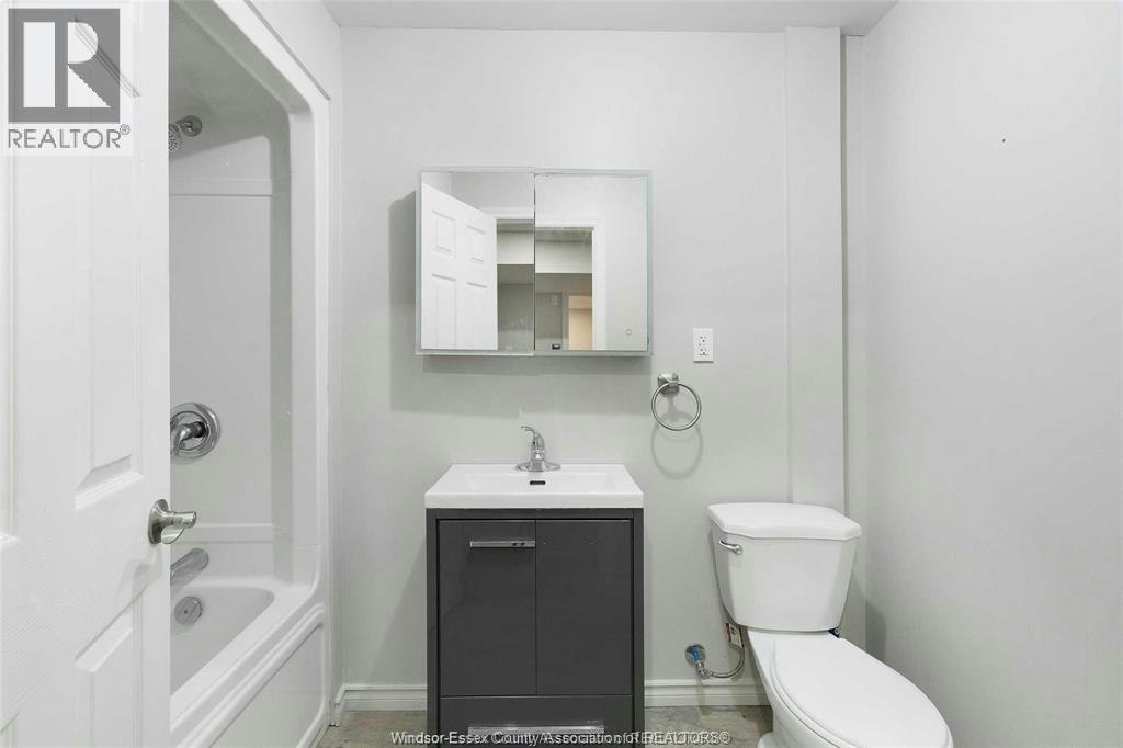192 Lennox Avenue, Essex, ON, N8M 0A7 - 13