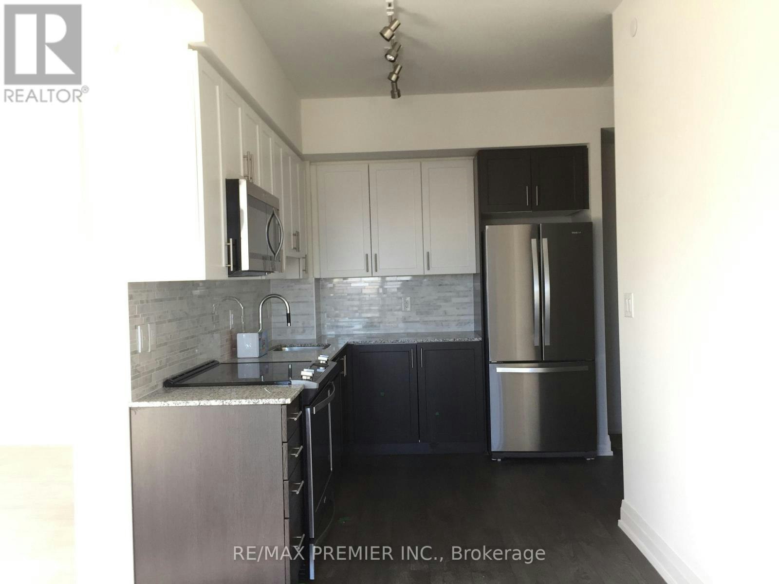 2205-3600 7 Highway Drive, Vaughan, ON, L4L 0G7 - 3