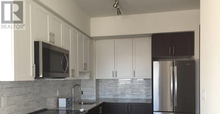 2205-3600 7 Highway Drive, Vaughan, ON, L4L 0G7 - 2