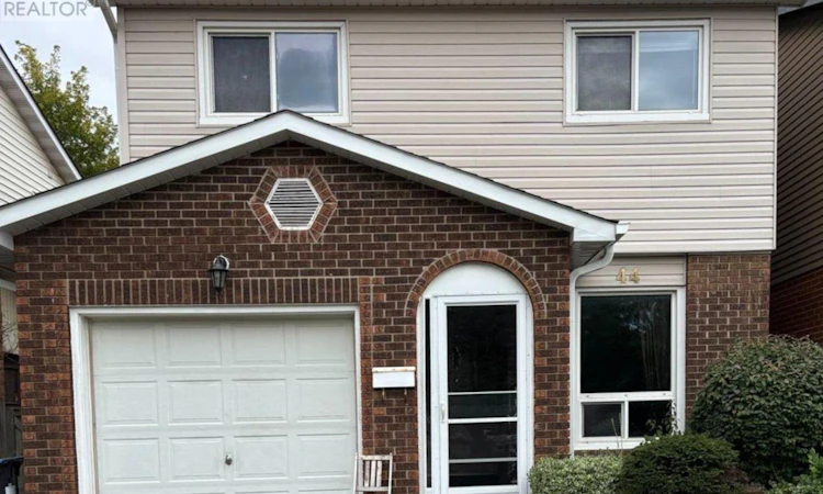 44 Lindridge Avenue