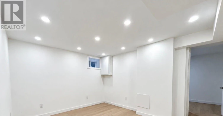LOWER-148 Ascot Avenue, Toronto, ON, M6E 1G4 - 11