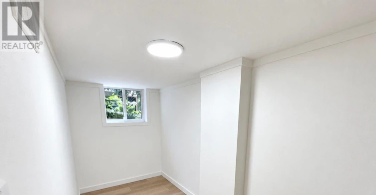 LOWER-148 Ascot Avenue, Toronto, ON, M6E 1G4 - 13