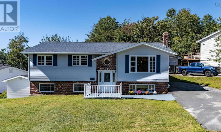 16 Rothsay Court