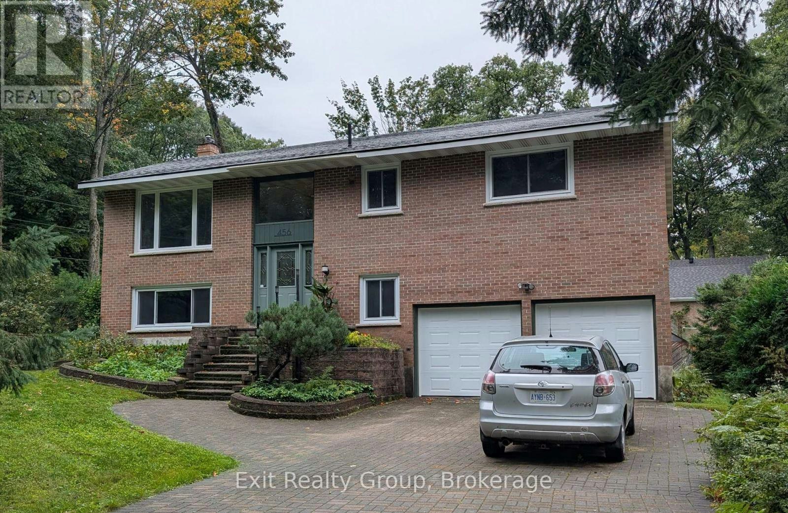 456 Parkview Court, Midland, ON, L4R 5G3