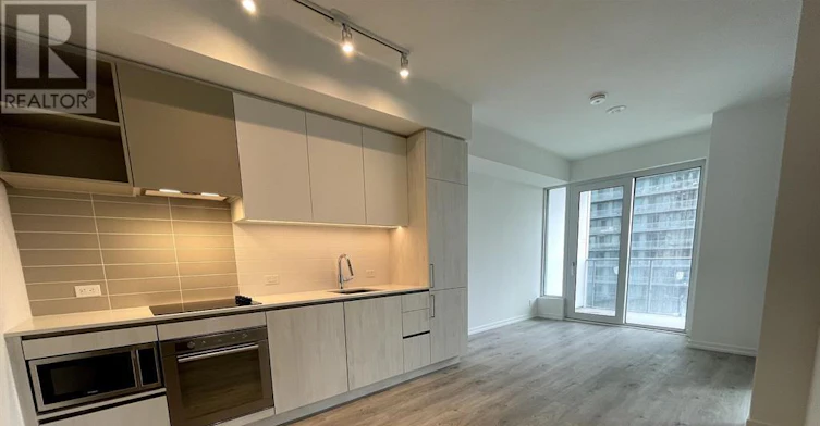 1211-7890 Jane Street, Vaughan, ON, L4K 2M7