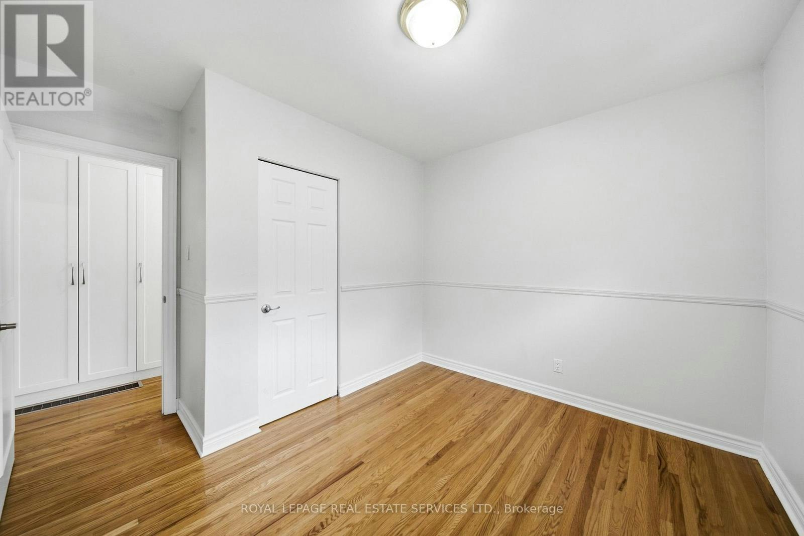 MAIN-6 Corbett Crescent, Aurora, ON, L4G 2G1 - 23