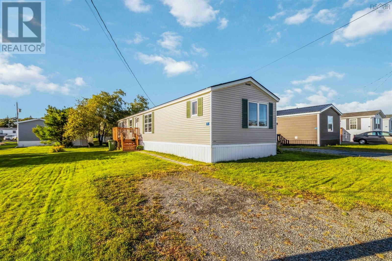 5 Owen Avenue, Mount Uniacke, NS, B0N 1Z0