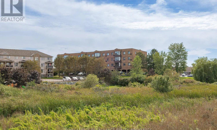 405-649 Davis Drive