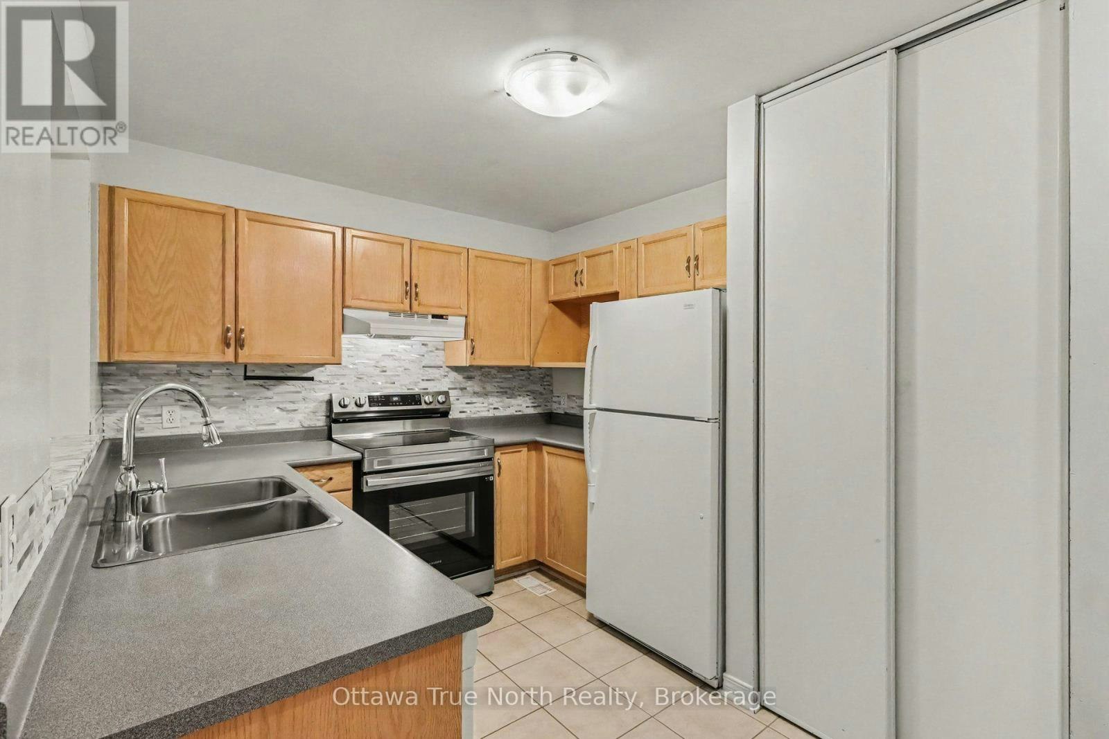 19 Kalbrook Street, Ottawa, ON, K2T 1A8 - 5