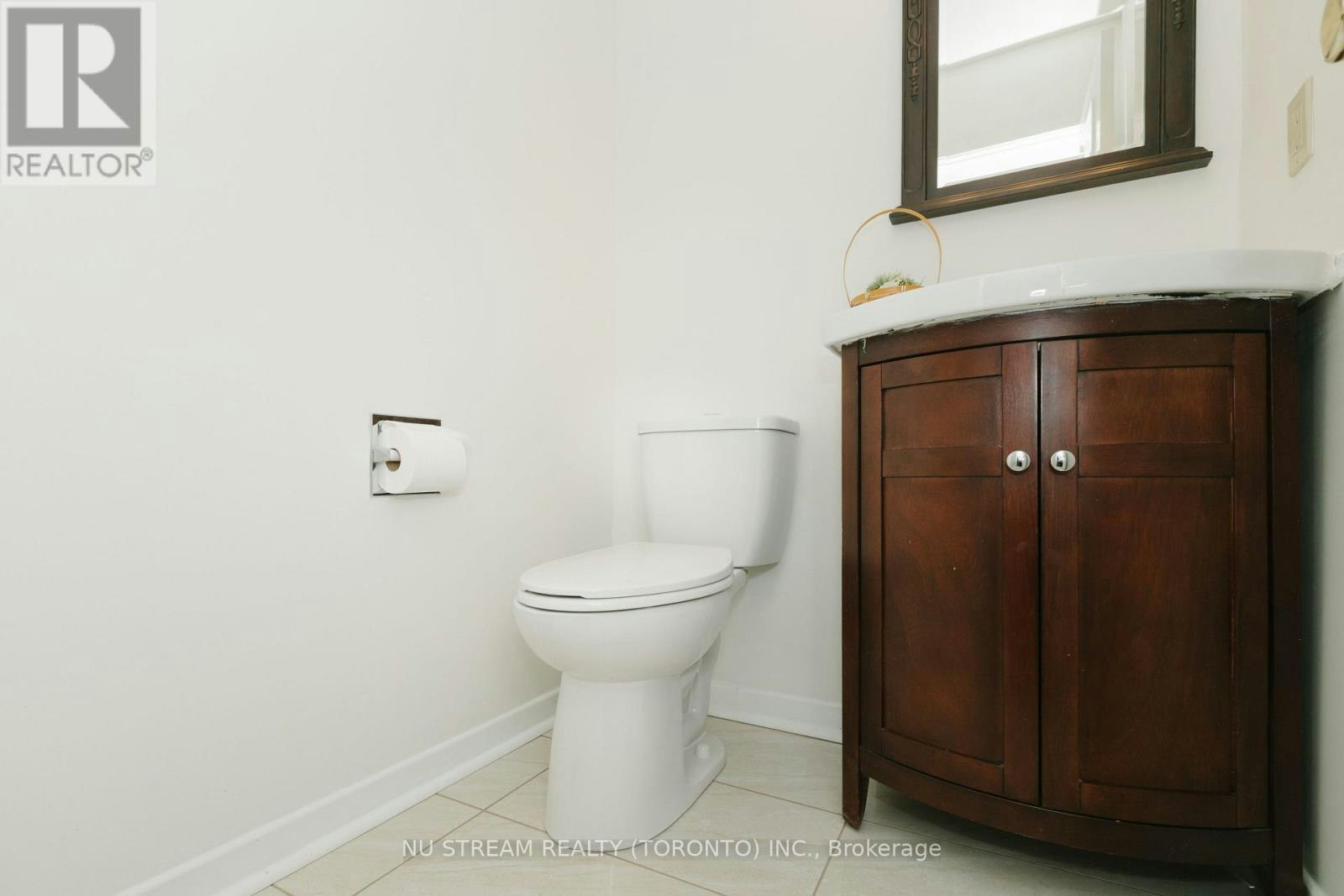 57 Gypsy Roseway, Toronto, ON, M2N 5Z1 - 11