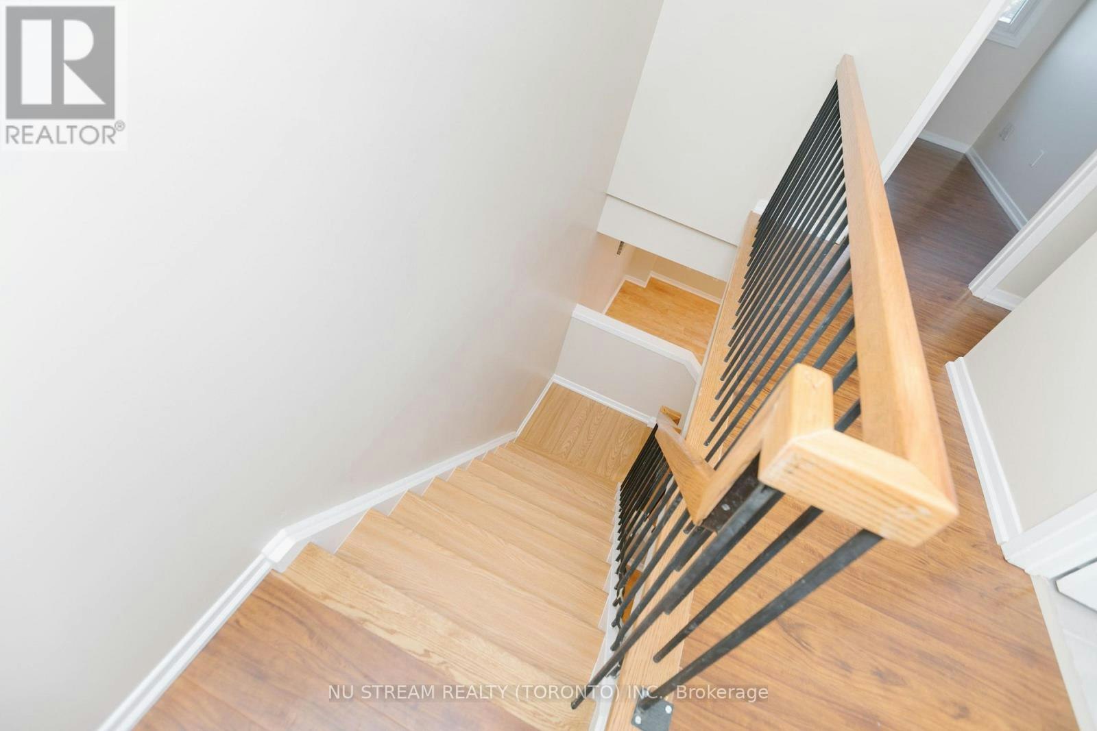 57 Gypsy Roseway, Toronto, ON, M2N 5Z1 - 7