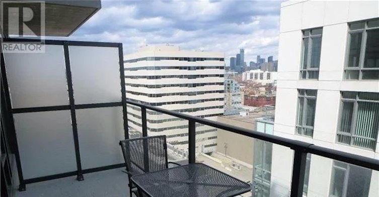 1212-111 Bathurst Street, Toronto, ON, M5V 2R1 - 6
