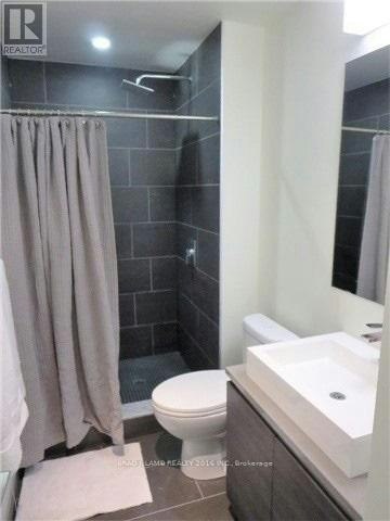 1212-111 Bathurst Street, Toronto, ON, M5V 2R1 - 4