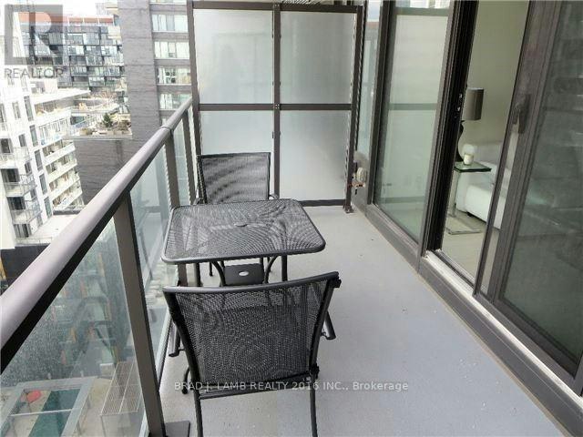 1212-111 Bathurst Street, Toronto, ON, M5V 2R1 - 5