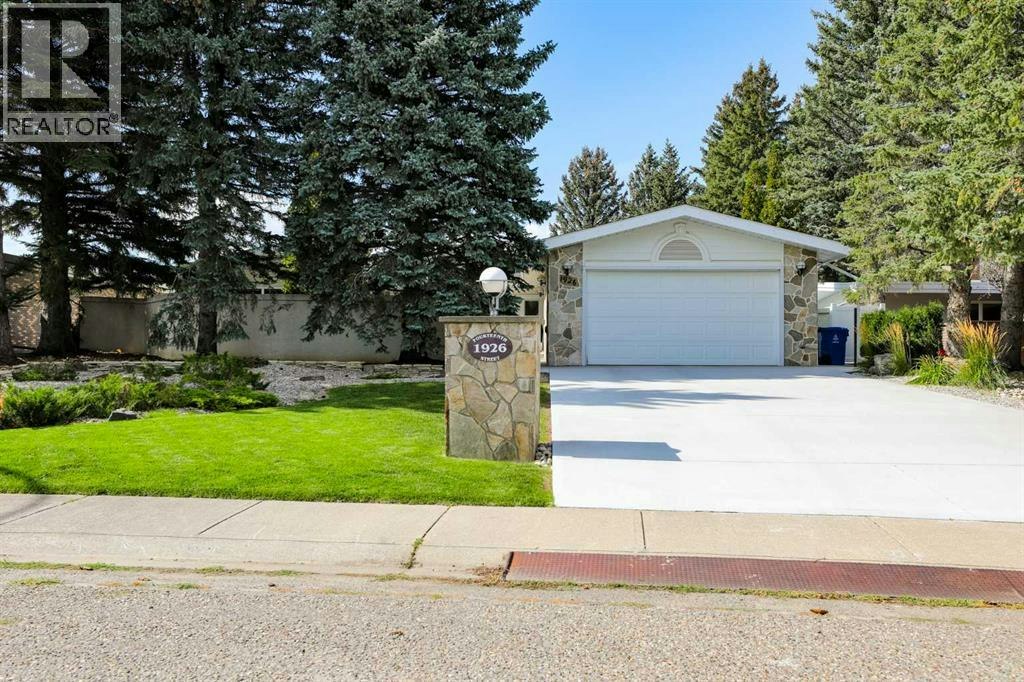 1926 14 Street S, Lethbridge, AB, T1K 1V1