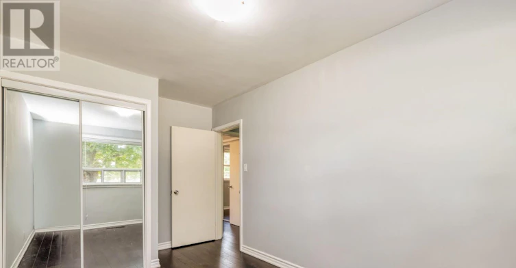 UPPER-279 Elmwood Crescent, Milton, ON, L9T 1C3 - 20