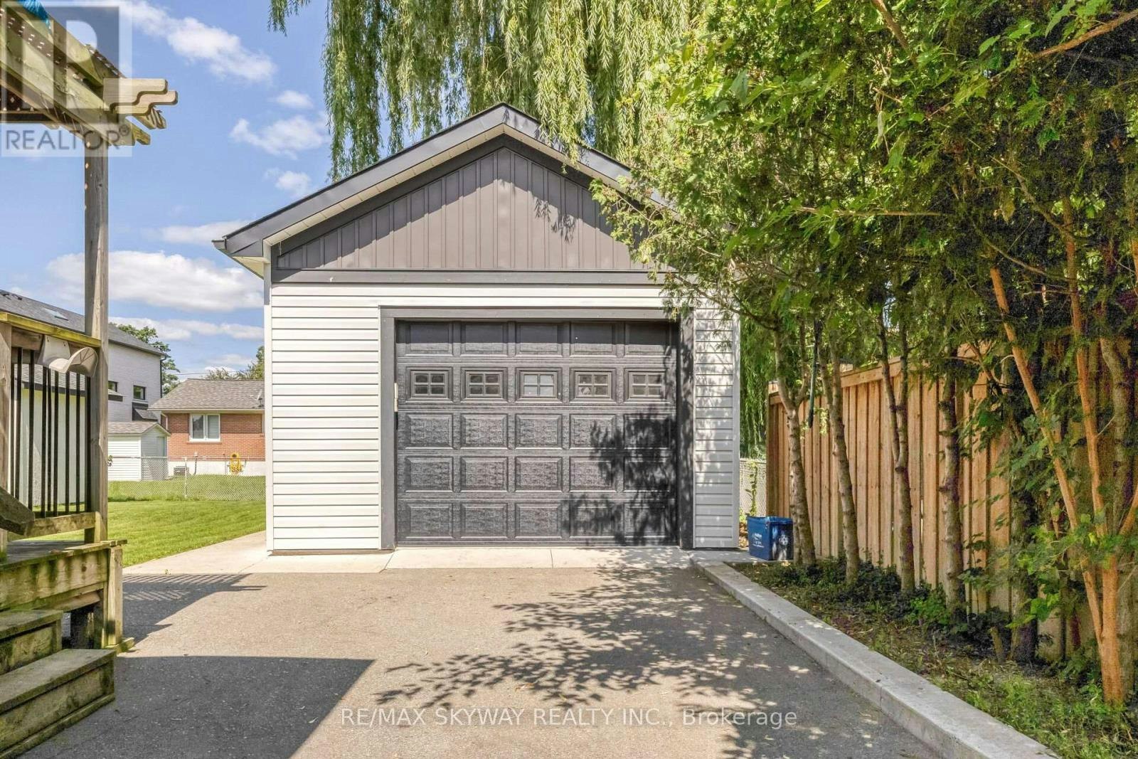 UPPER-279 Elmwood Crescent, Milton, ON, L9T 1C3 - 4