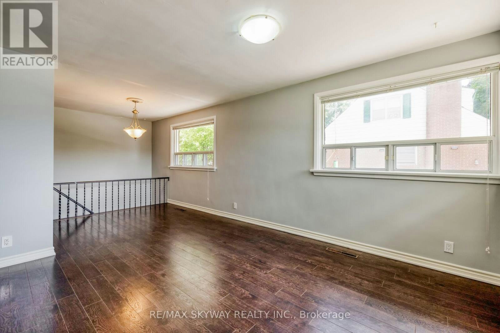 UPPER-279 Elmwood Crescent, Milton, ON, L9T 1C3 - 12