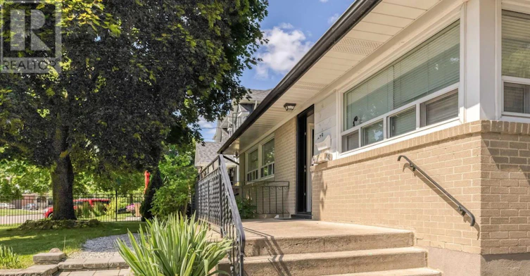 UPPER-279 Elmwood Crescent, Milton, ON, L9T 1C3 - 3