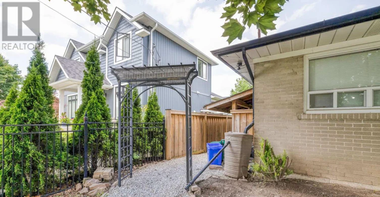UPPER-279 Elmwood Crescent, Milton, ON, L9T 1C3 - 30