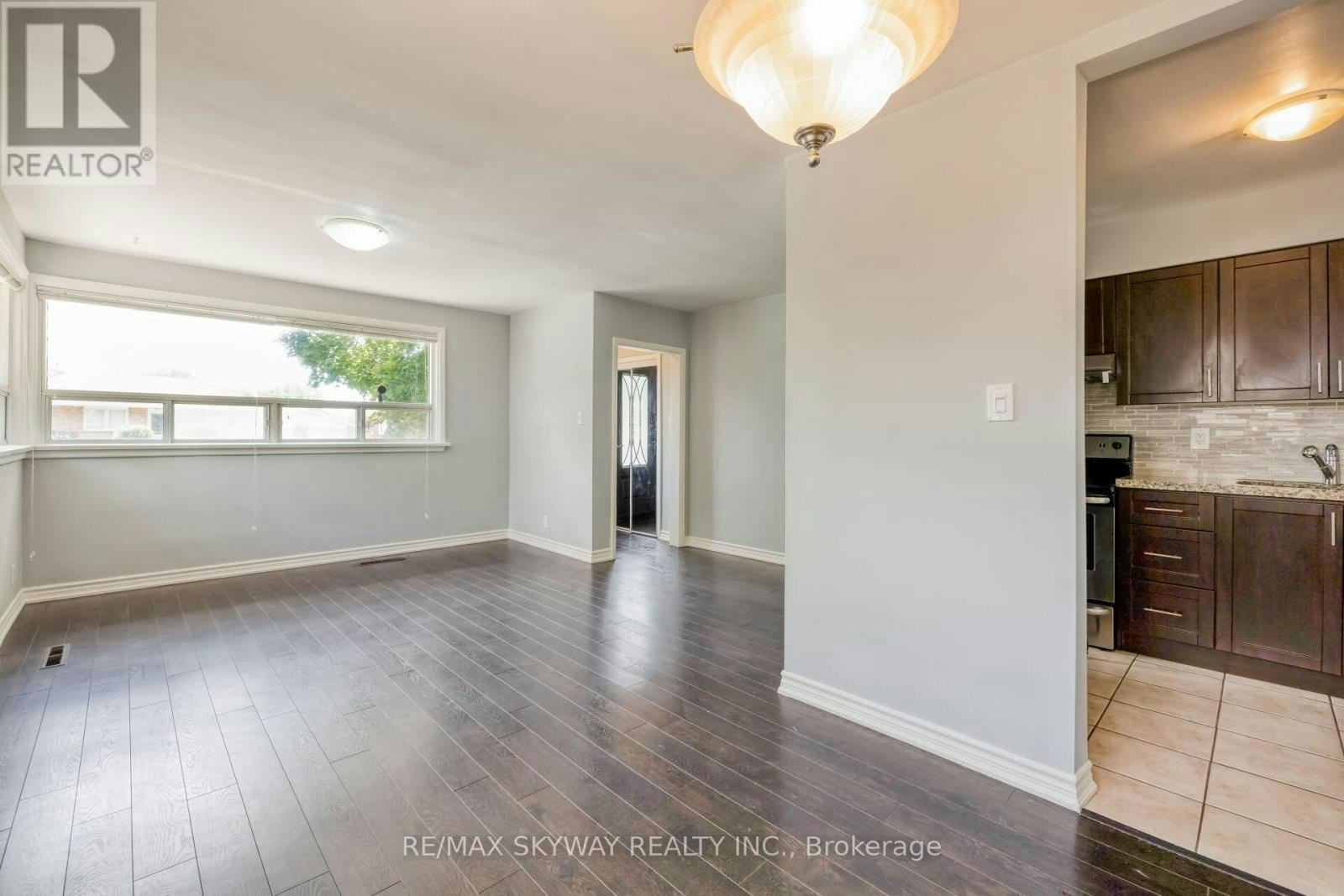 UPPER-279 Elmwood Crescent, Milton, ON, L9T 1C3 - 10