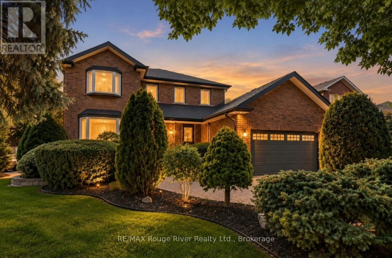 7 Lyndhurst Crescent, Whitby, ON, L1R 1E4