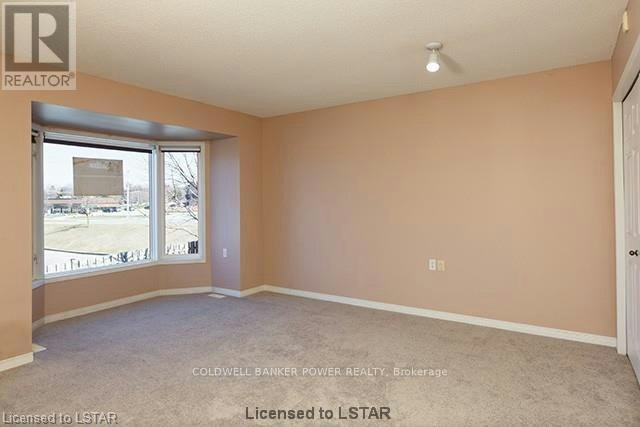 3-122 Sherwood Forest Square, London, ON, N6G 5G8 - 5