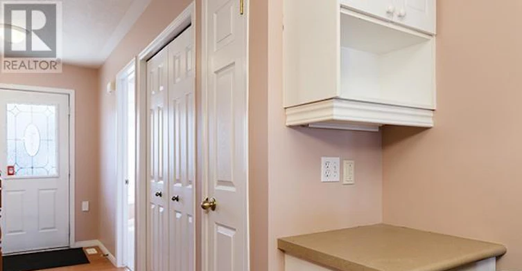 3-122 Sherwood Forest Square, London, ON, N6G 5G8 - 3