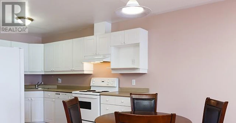 3-122 Sherwood Forest Square, London, ON, N6G 5G8 - 7