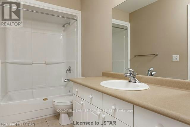 3-122 Sherwood Forest Square, London, ON, N6G 5G8 - 11