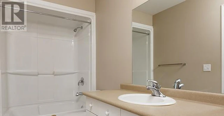 3-122 Sherwood Forest Square, London, ON, N6G 5G8 - 11