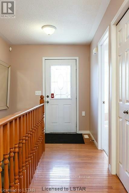 3-122 Sherwood Forest Square, London, ON, N6G 5G8 - 2