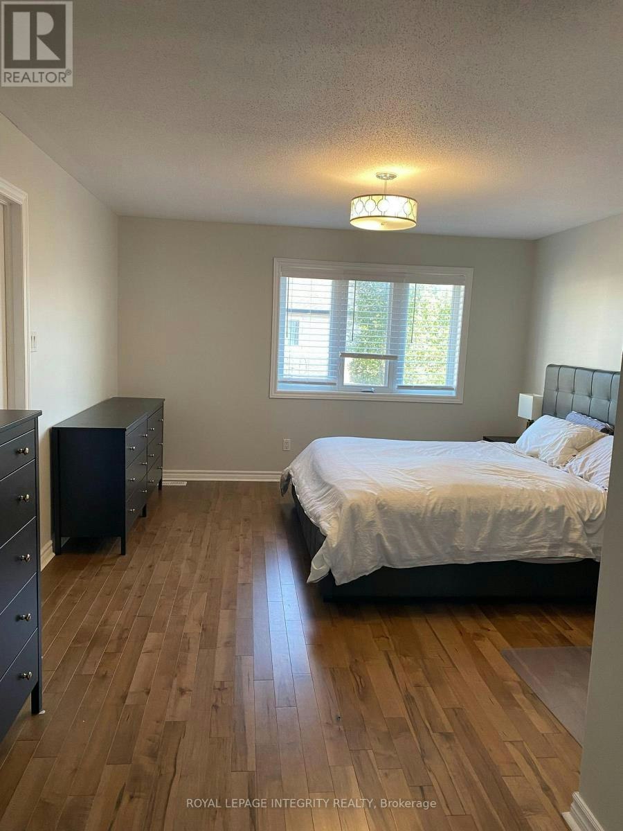 81 Fratton Way, Ottawa, ON, K2G 7C4 - 25