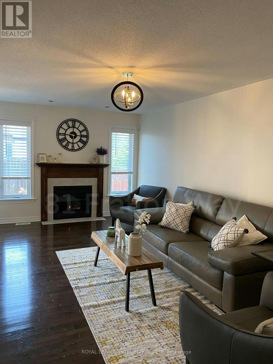 81 Fratton Way, Ottawa, ON, K2G 7C4 - 8