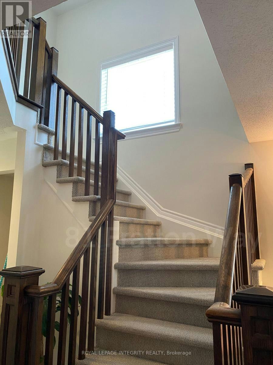 81 Fratton Way, Ottawa, ON, K2G 7C4 - 14