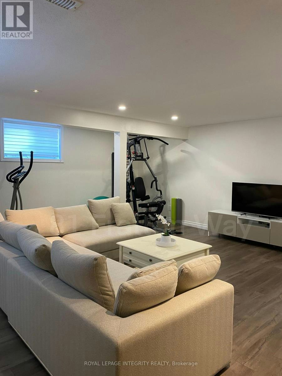81 Fratton Way, Ottawa, ON, K2G 7C4 - 31