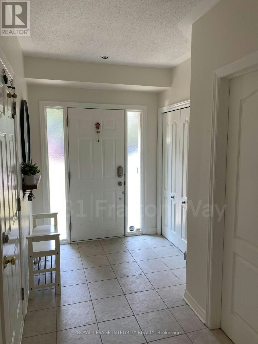 81 Fratton Way, Ottawa, ON, K2G 7C4 - 3