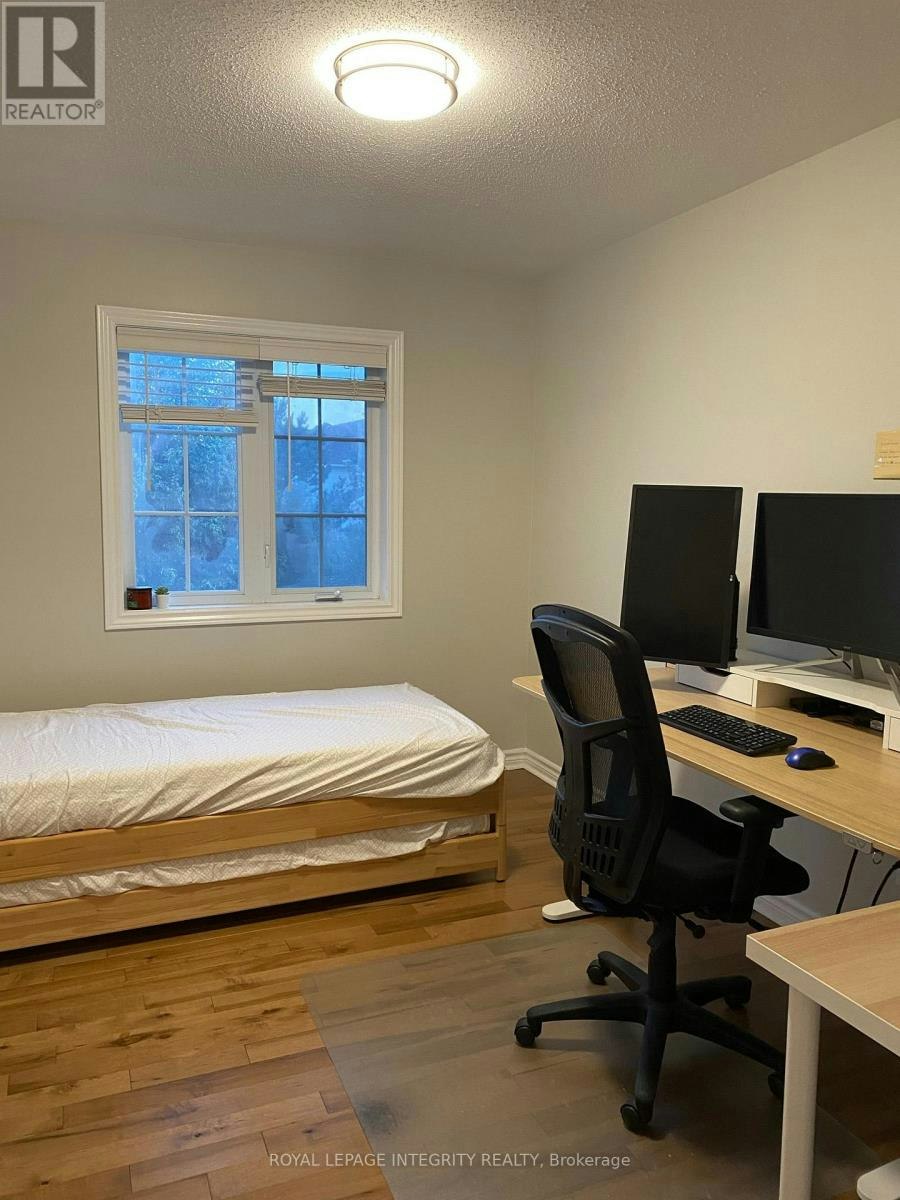 81 Fratton Way, Ottawa, ON, K2G 7C4 - 17