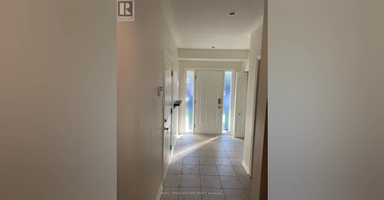 81 Fratton Way, Ottawa, ON, K2G 7C4 - 2
