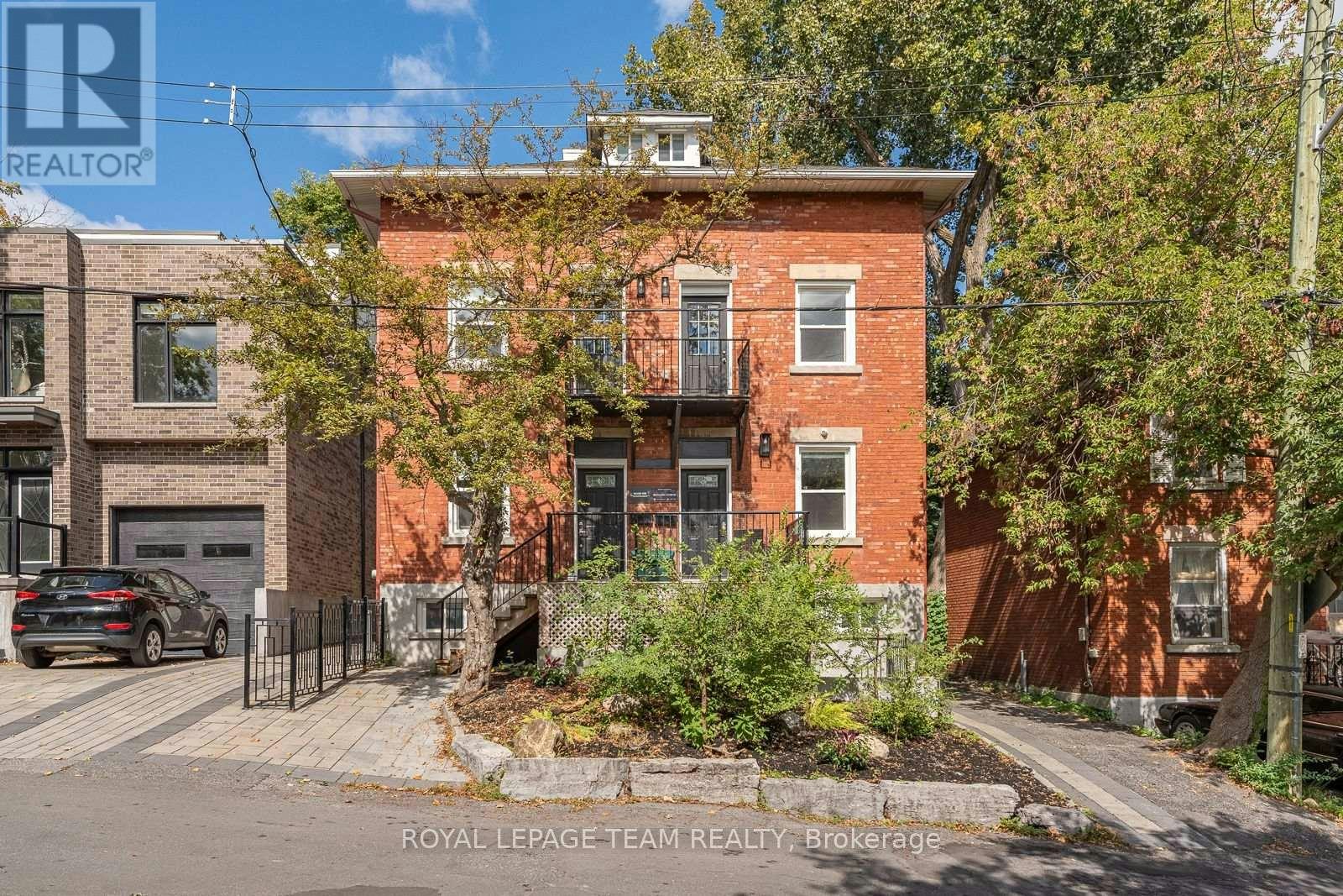 447-449 Green Avenue, Rockcliffe Park, ON, K1M 1L1