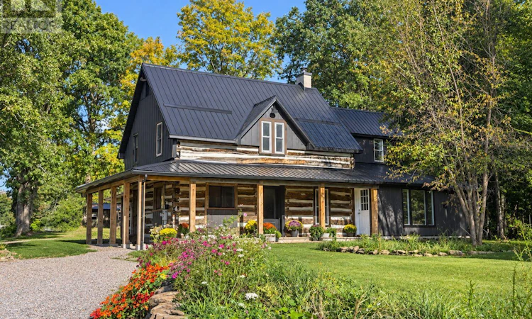 806 Richardson Road