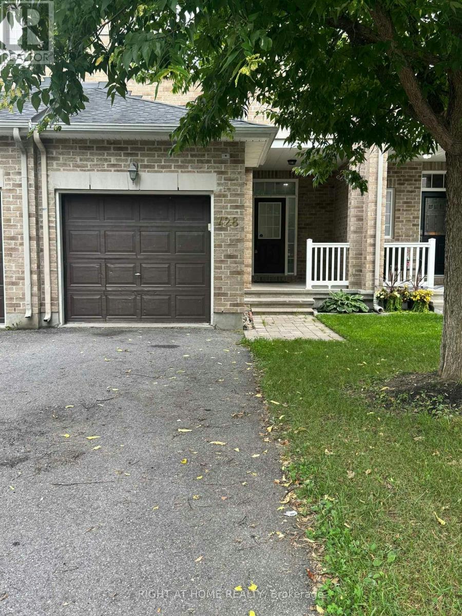 428 Foxhall Way, Ottawa, ON, K2M 0G1 - 2