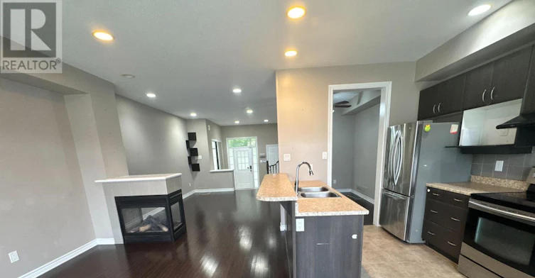 428 Foxhall Way, Ottawa, ON, K2M 0G1 - 4