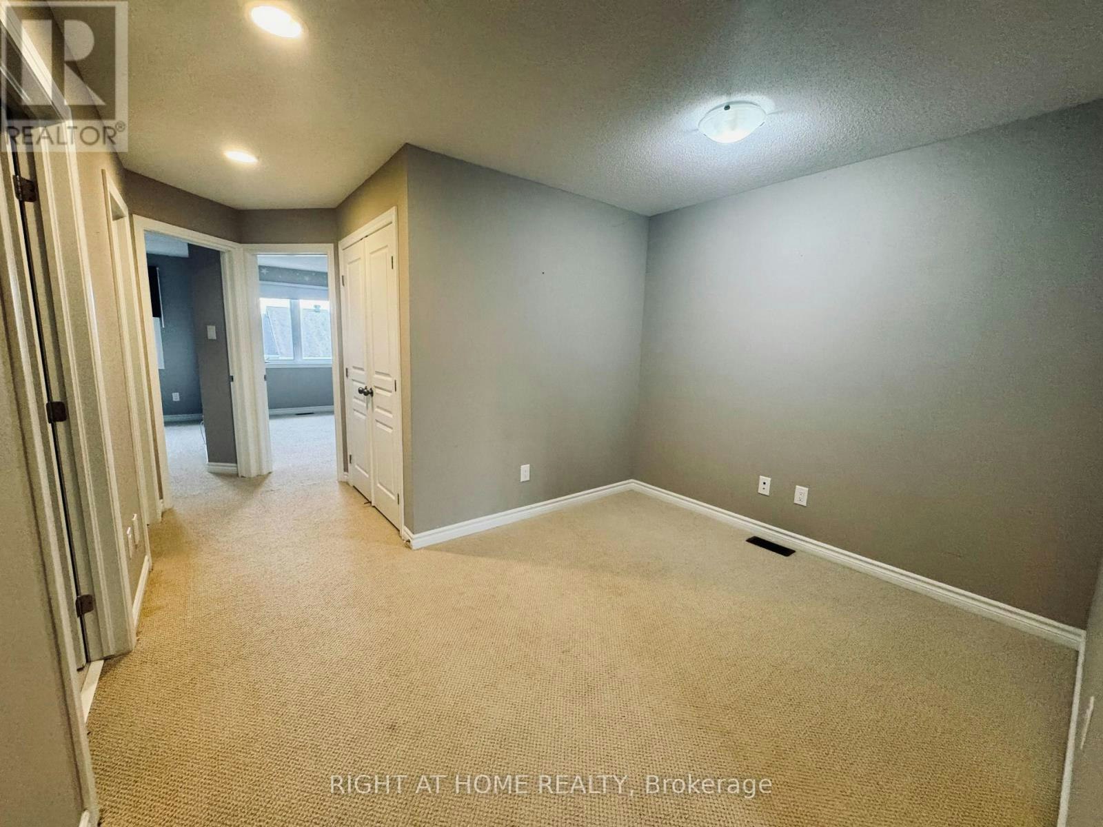 428 Foxhall Way, Ottawa, ON, K2M 0G1 - 18