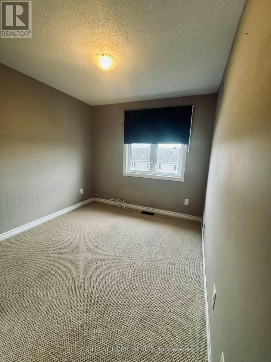 428 Foxhall Way, Ottawa, ON, K2M 0G1 - 11