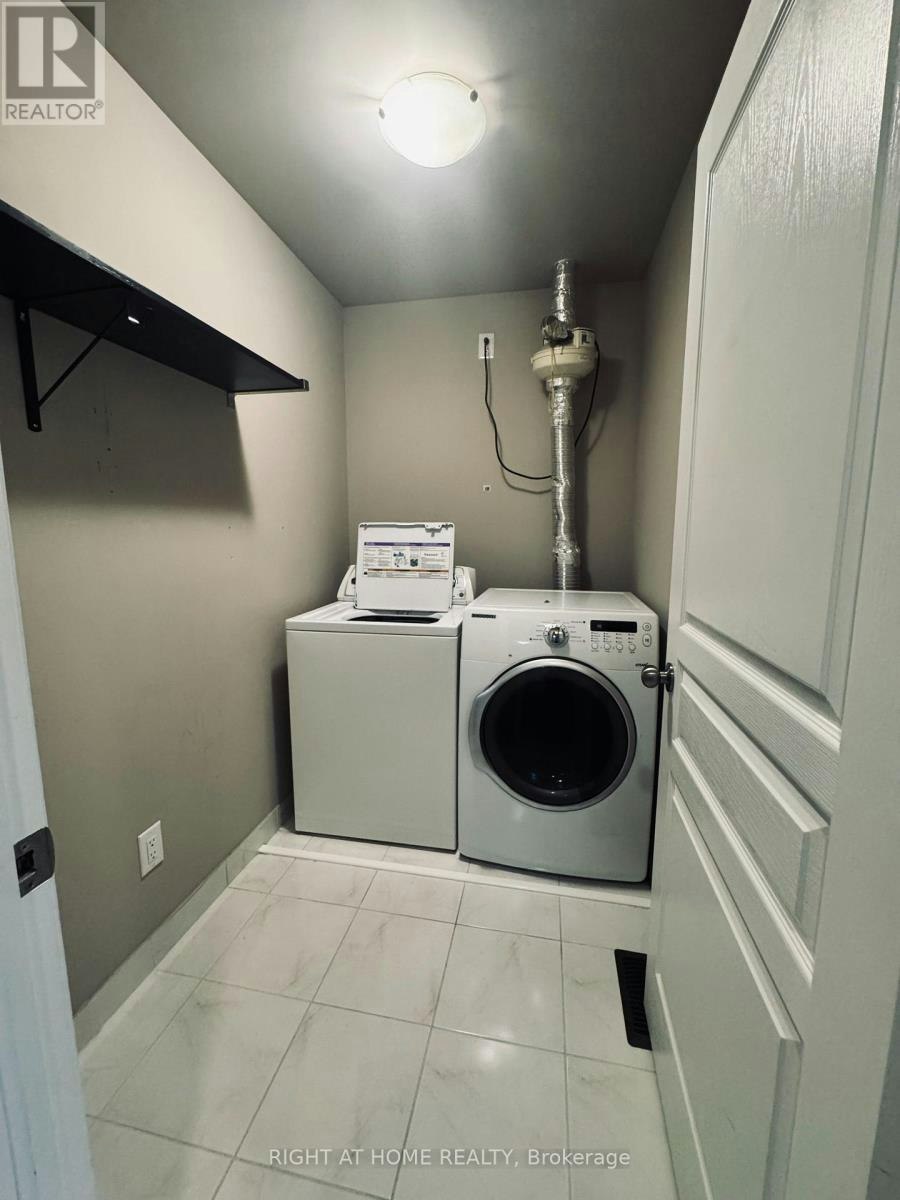 428 Foxhall Way, Ottawa, ON, K2M 0G1 - 15