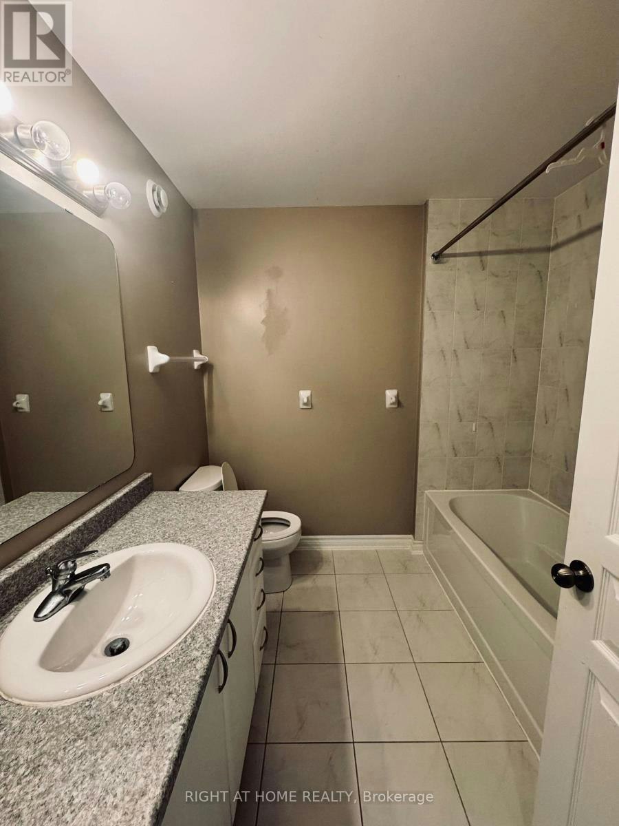 428 Foxhall Way, Ottawa, ON, K2M 0G1 - 14