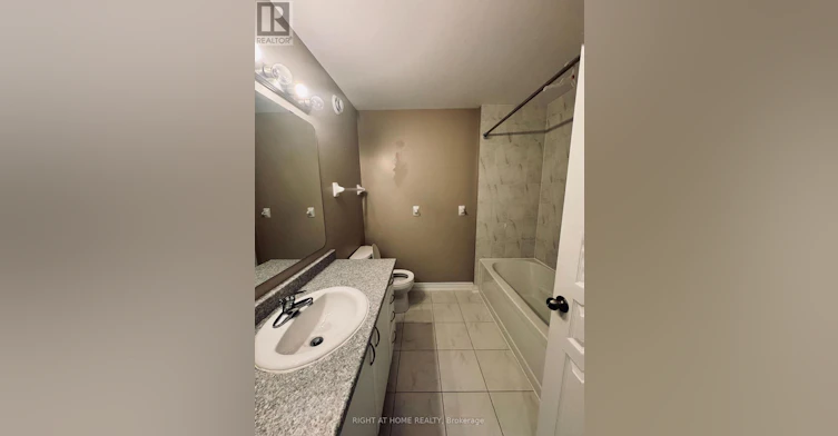 428 Foxhall Way, Ottawa, ON, K2M 0G1 - 14