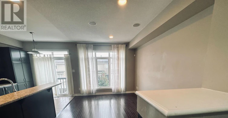 428 Foxhall Way, Ottawa, ON, K2M 0G1 - 8
